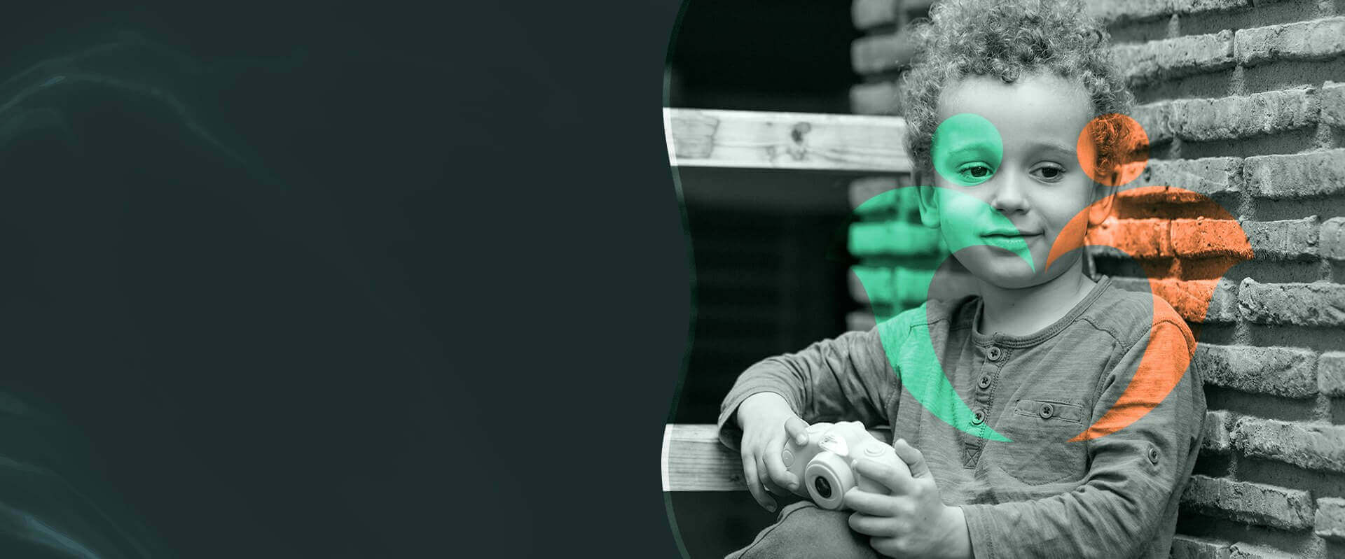 Comunitate și oportunități reale